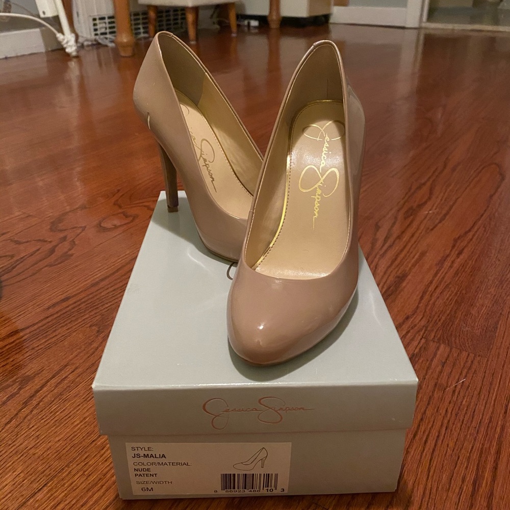 Jessica Simpson Malia patent leather pumps